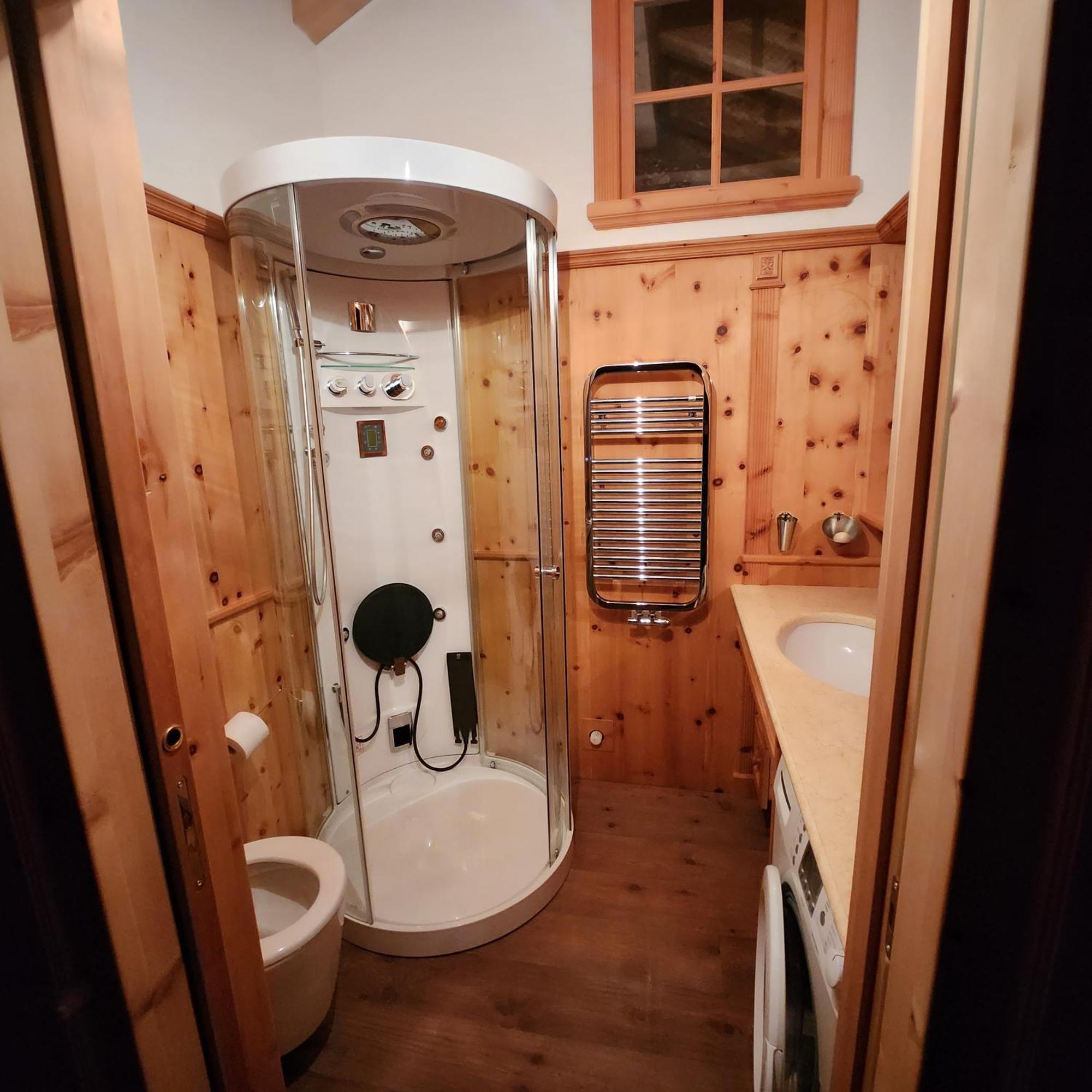 Family And Wellness Residence Ciasa Antersies サン・カッシアーノ エクステリア 写真