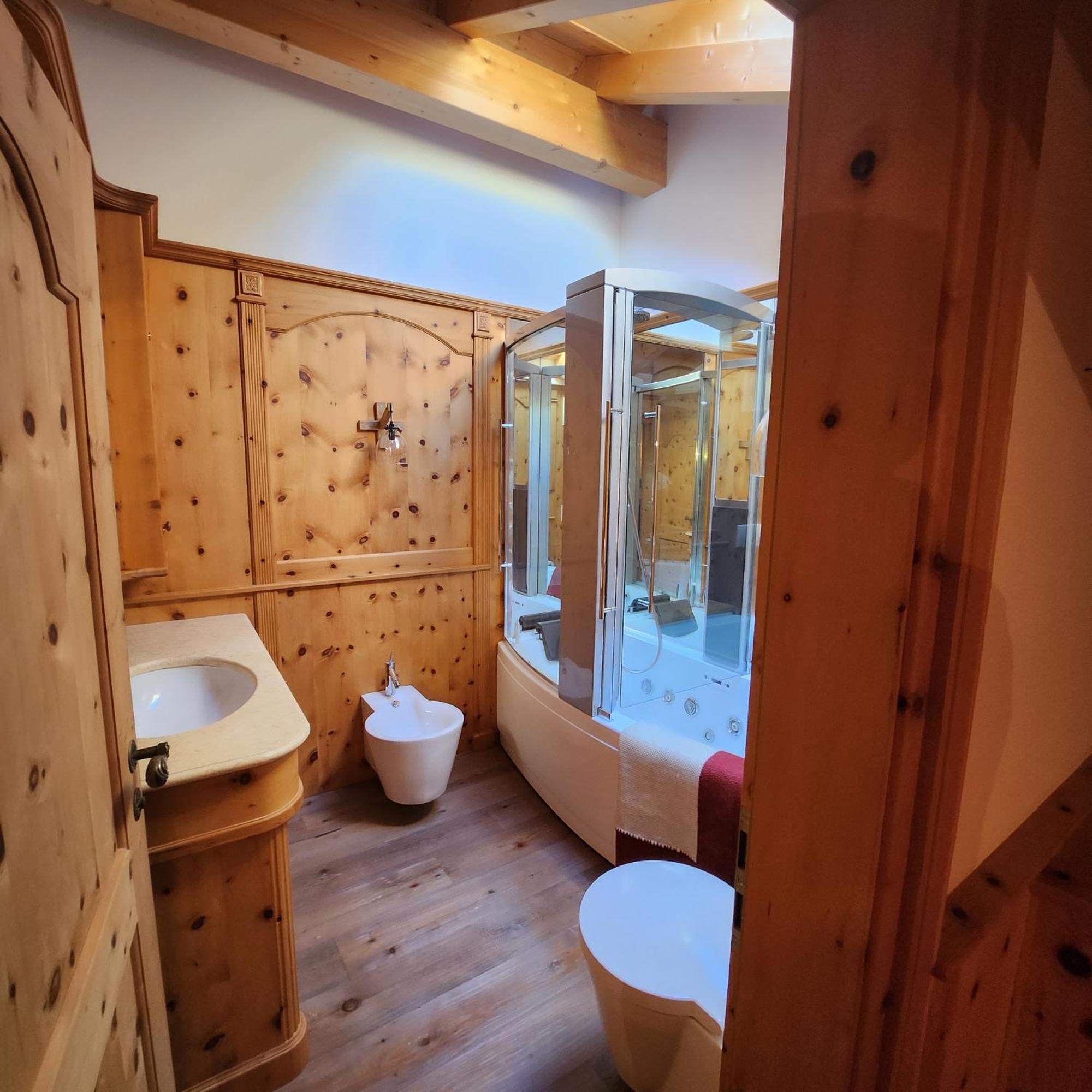 Family And Wellness Residence Ciasa Antersies サン・カッシアーノ エクステリア 写真