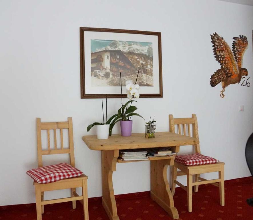 Family And Wellness Residence Ciasa Antersies サン・カッシアーノ エクステリア 写真